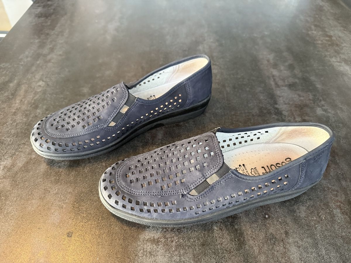 Damenschuhe: Halbschuhe Grösse 41 – Gebraucht aus Frenkendorf von KailuaFlower 1