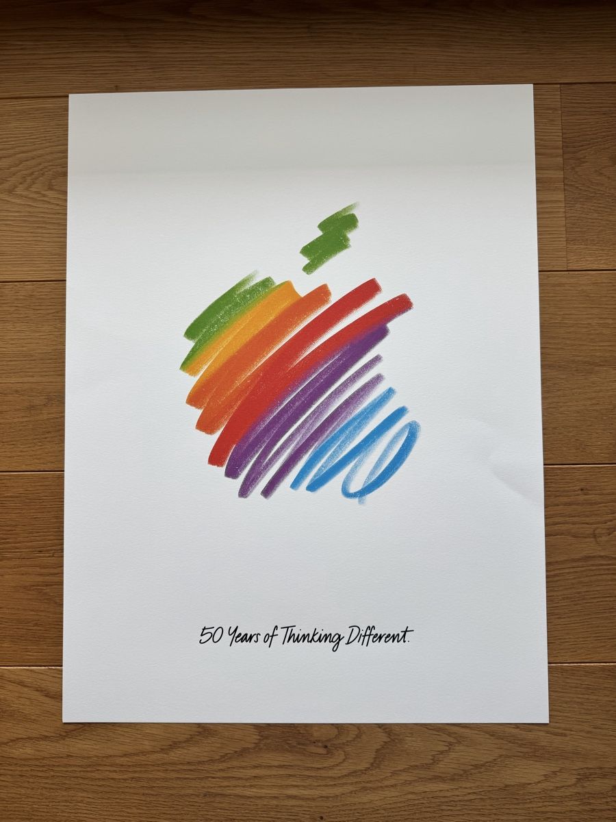 Foto & Immagini: Apple 50 Years Celebration Merchandise – Nuovo e nell'imballaggio originale da Bülach venduto da Diddy_98
