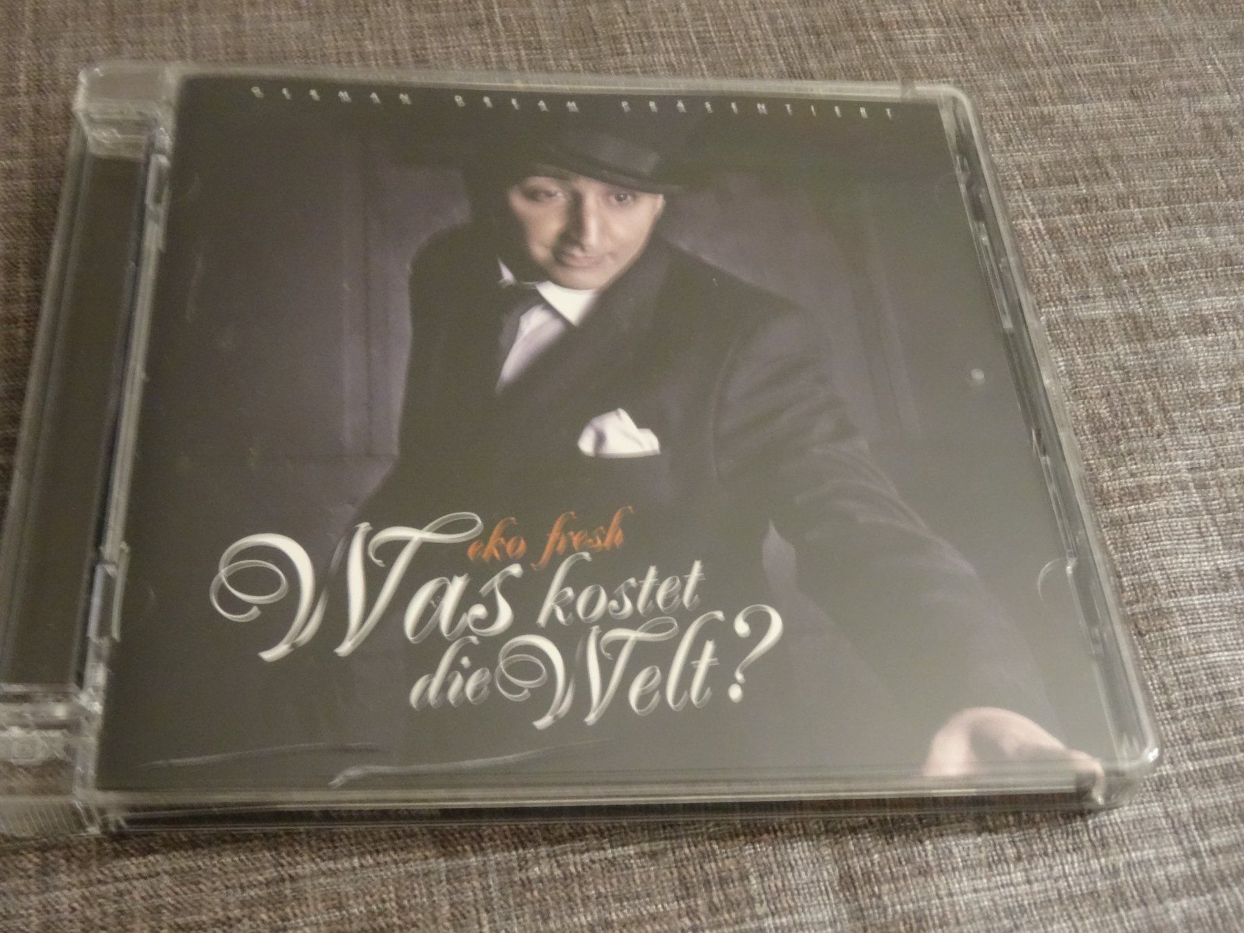 CDs: Eko Fresh - Was kostet die Welt? CD – Gebraucht aus Olten von Disc-Ausverkauf