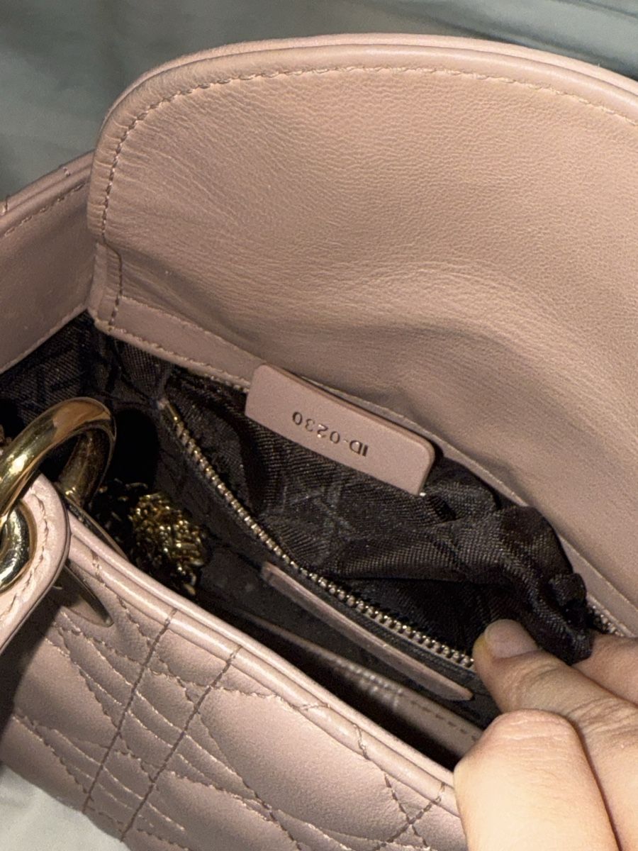 Dior Borse da donna: Lady Dior Mini (Blush) – Usato da Estavayer-le-Lac venduto da sto_y5c2 6