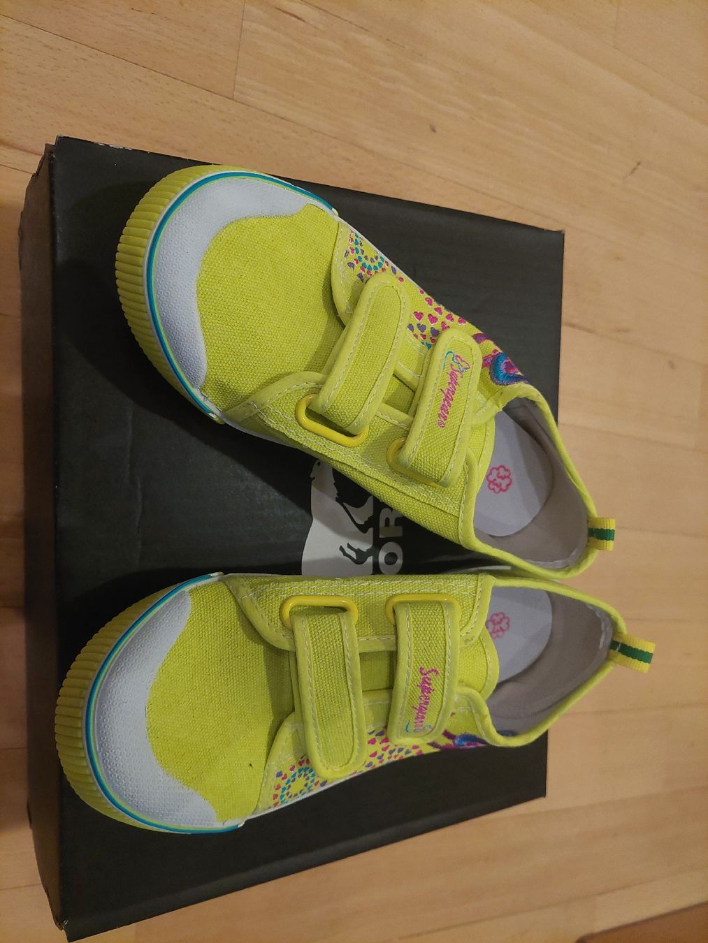 Schuhe für Jungen: Sneakers gelb Grosse 33, neu – Neu (gemäss Beschreibung) aus Zürich von Paola_O 2