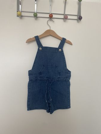 Kurz Latzhose von Naturaline Gr. 98/104