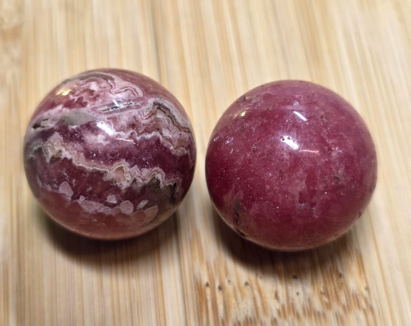 Minerali & Pietre curative: 2 Rhodochrosit Kugeln E 40.56g – Nuovo e nell'imballaggio originale da Matzingen venduto da Shay_Crystalz 1