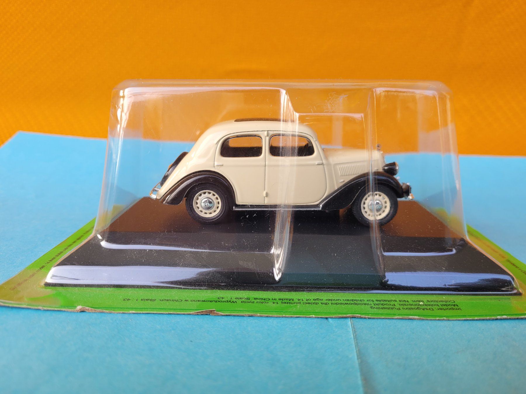 Skoda Modellini d'auto: Skoda Rapid Sedan 1:43 – Nuovo e nell'imballaggio originale da Domdidier venduto da Bimbo57 1