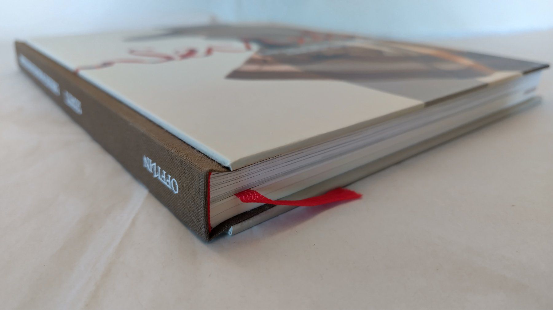 Libri: Secrets - Einblicke in das Reich der Dessous / Buch 2008 – Usato da Bellach venduto da JingleJerry 1