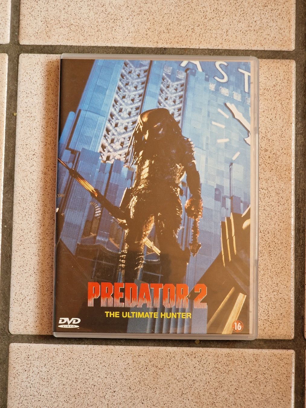 Tutti i DVDs: DVD Predator 2 – Usato da Echallens venduto da mal_z665