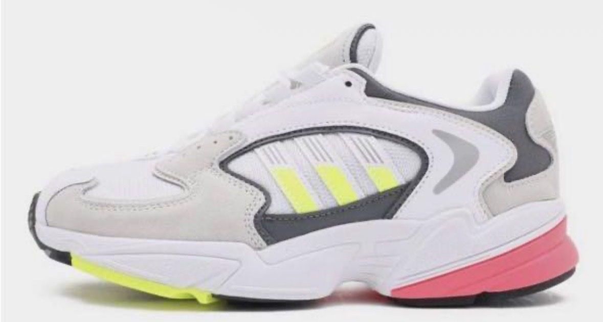 Adidas Herrenschuhe: Adidas Sneakers Gr 40 – Gebraucht aus Triengen von Meetmeatthebodega