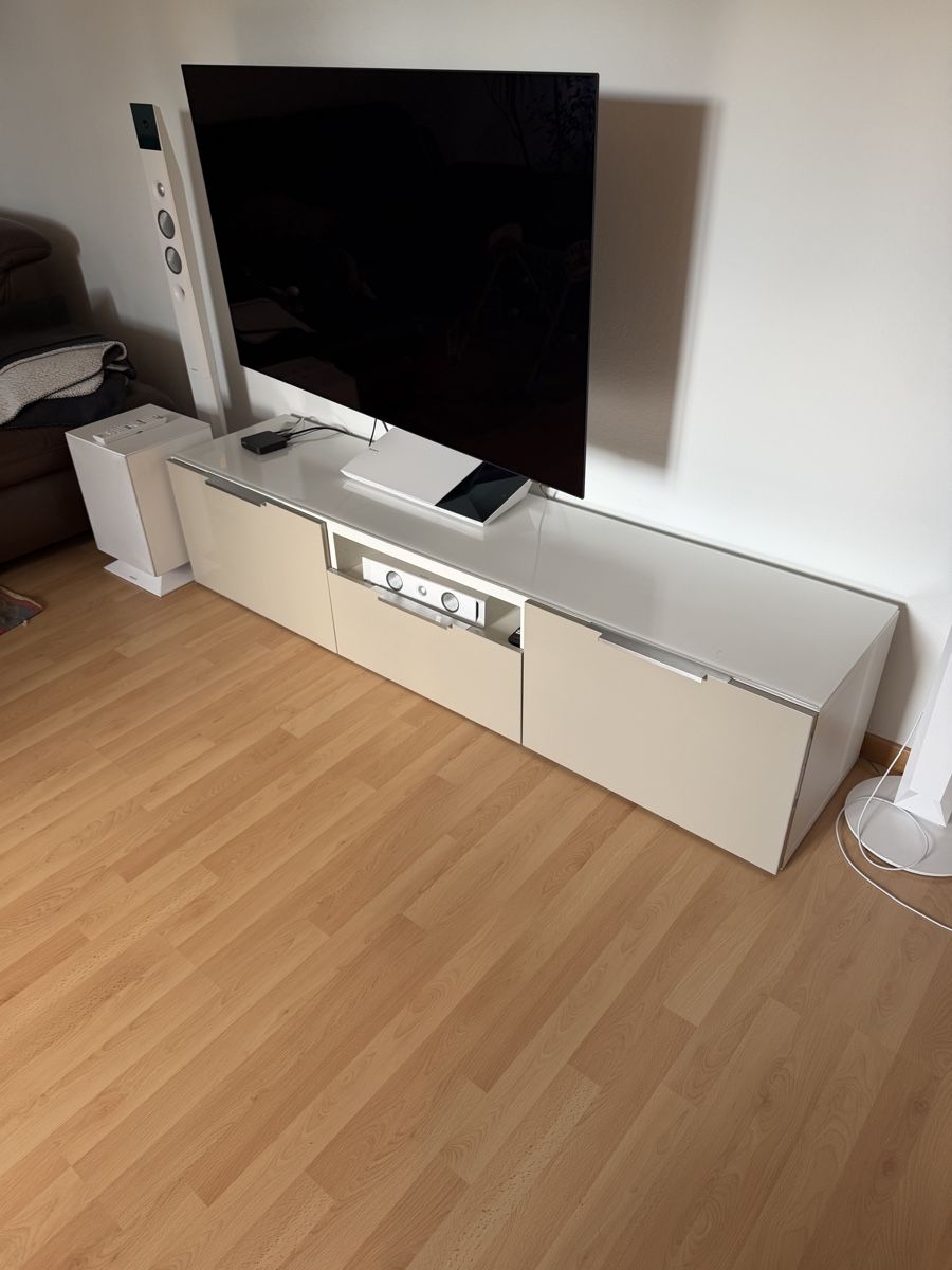 Ikea Mobili TV: TV Unterteil mit Schubladen gebraucht – Usato da Hermetschwil-Staff venduto da JamesonAnderson 2