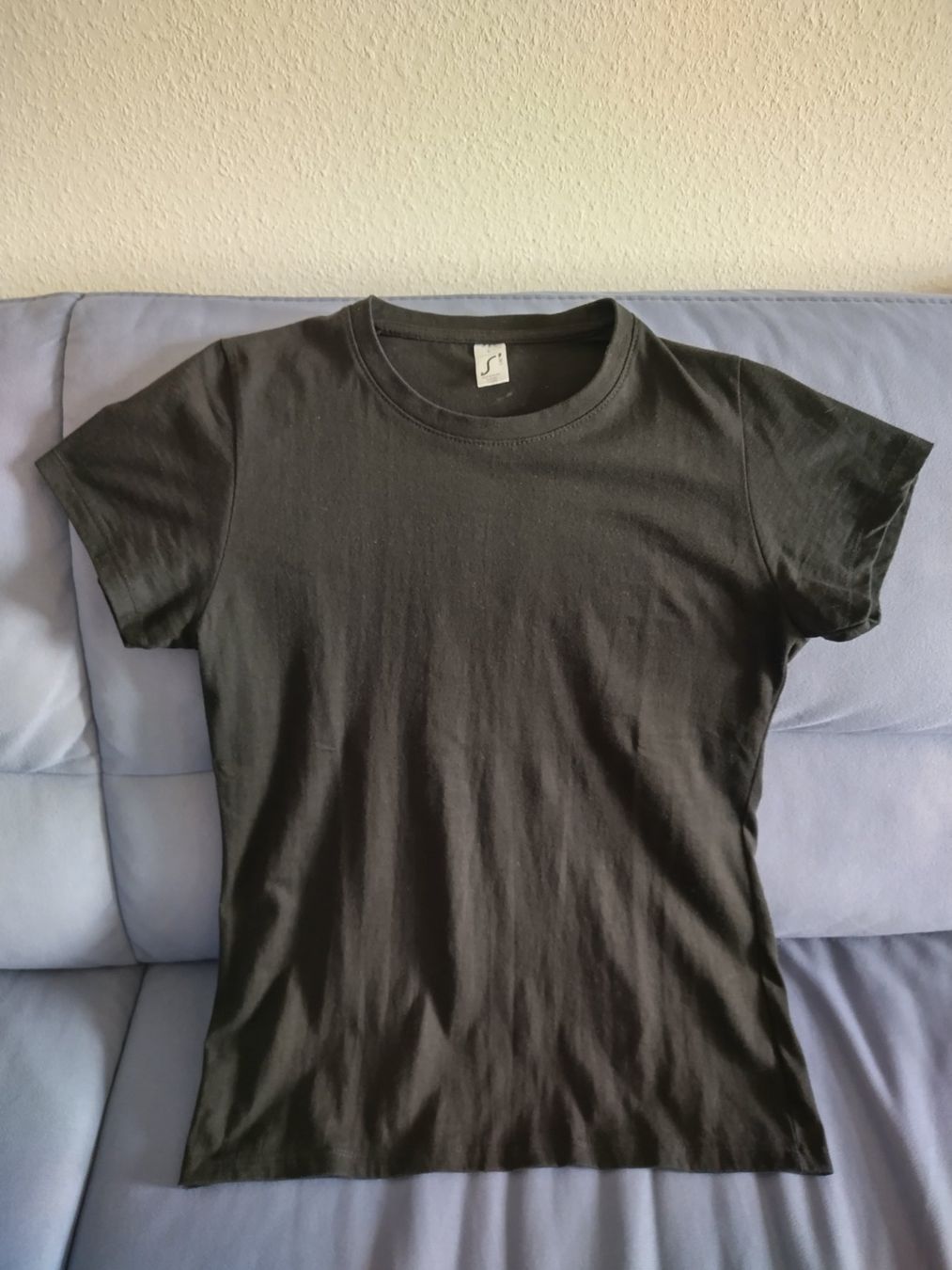 T-Shirts: T-Shirts Herren, Grösse S / 5 Stk. – Gebraucht aus Jona von Argus36 1