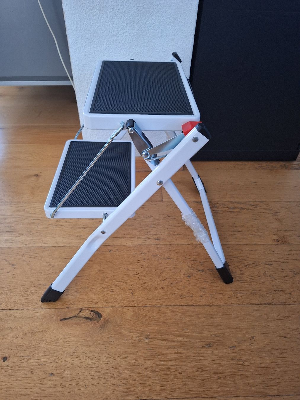 Scale: Stahl-Klapptritt Mini 2 mit 2 Stufen – Nuovo e nell'imballaggio originale da Staufen venduto da Finoeggel 1