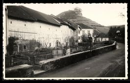Lenzburg /Aargau, Dorfstrasse mit Häuse