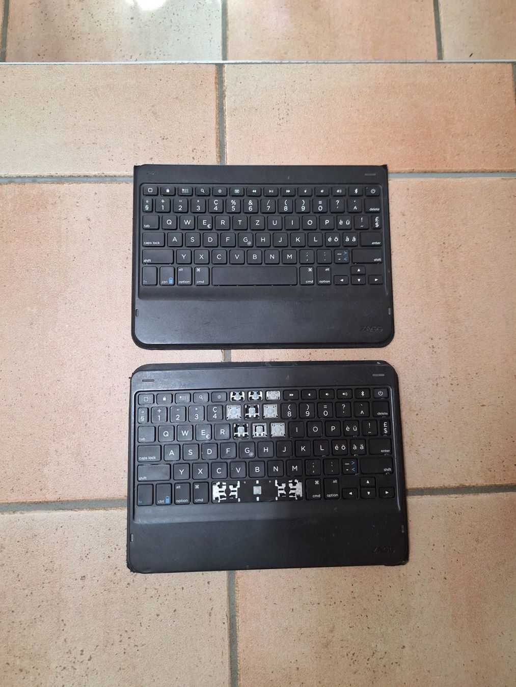 Tastiere: 2 Tastaturen – Usato da Gossau ZH venduto da and_vc22
