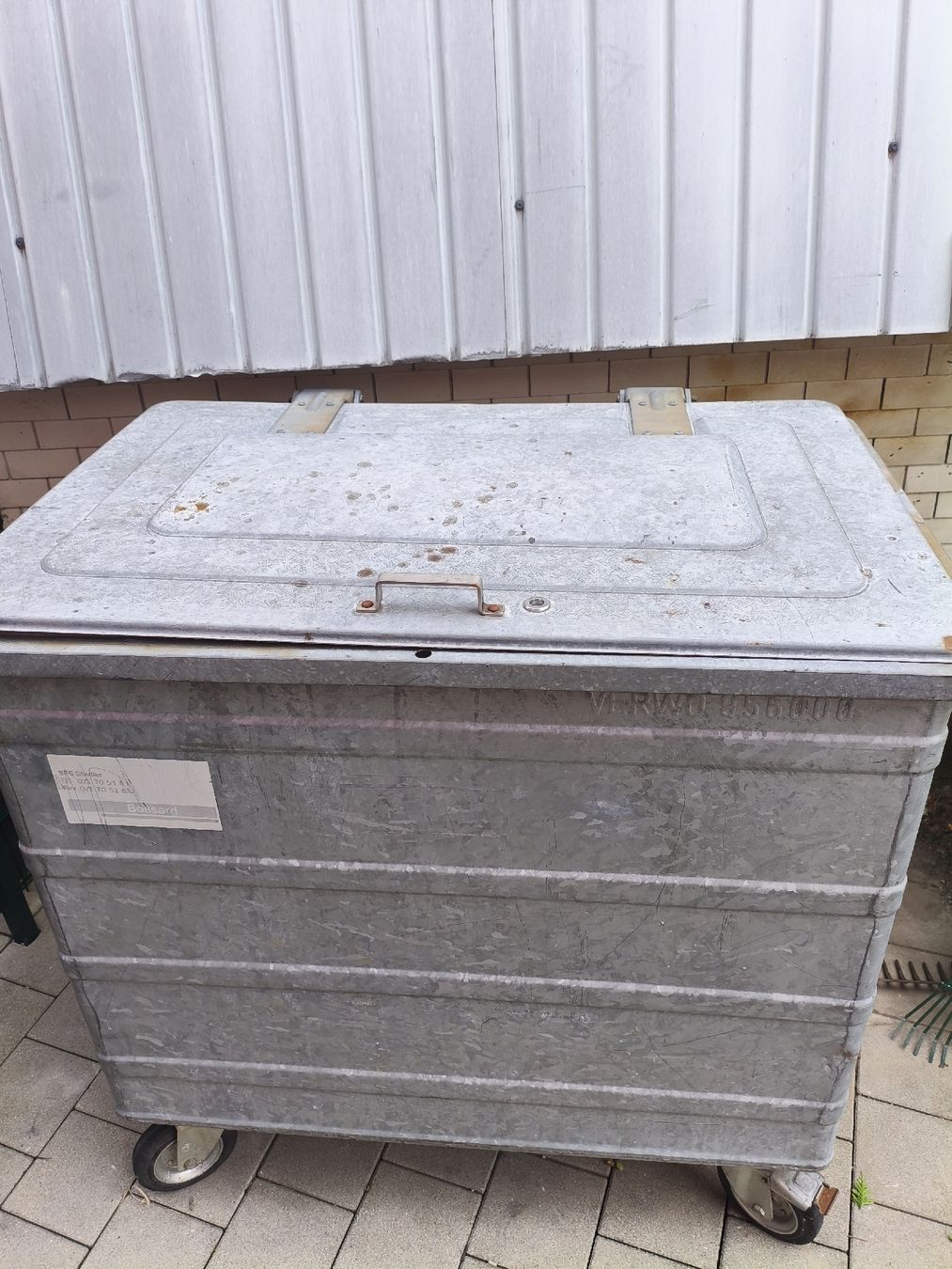 Banconi: Abfallcontainer  – Usato da Rebstein venduto da Burro85 2