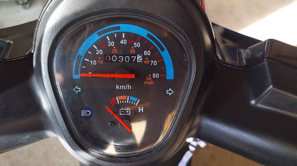 Voiturettes électriques: Véhicule électrique 3 roues. – D'occasion à Bassins par duj_jjc7