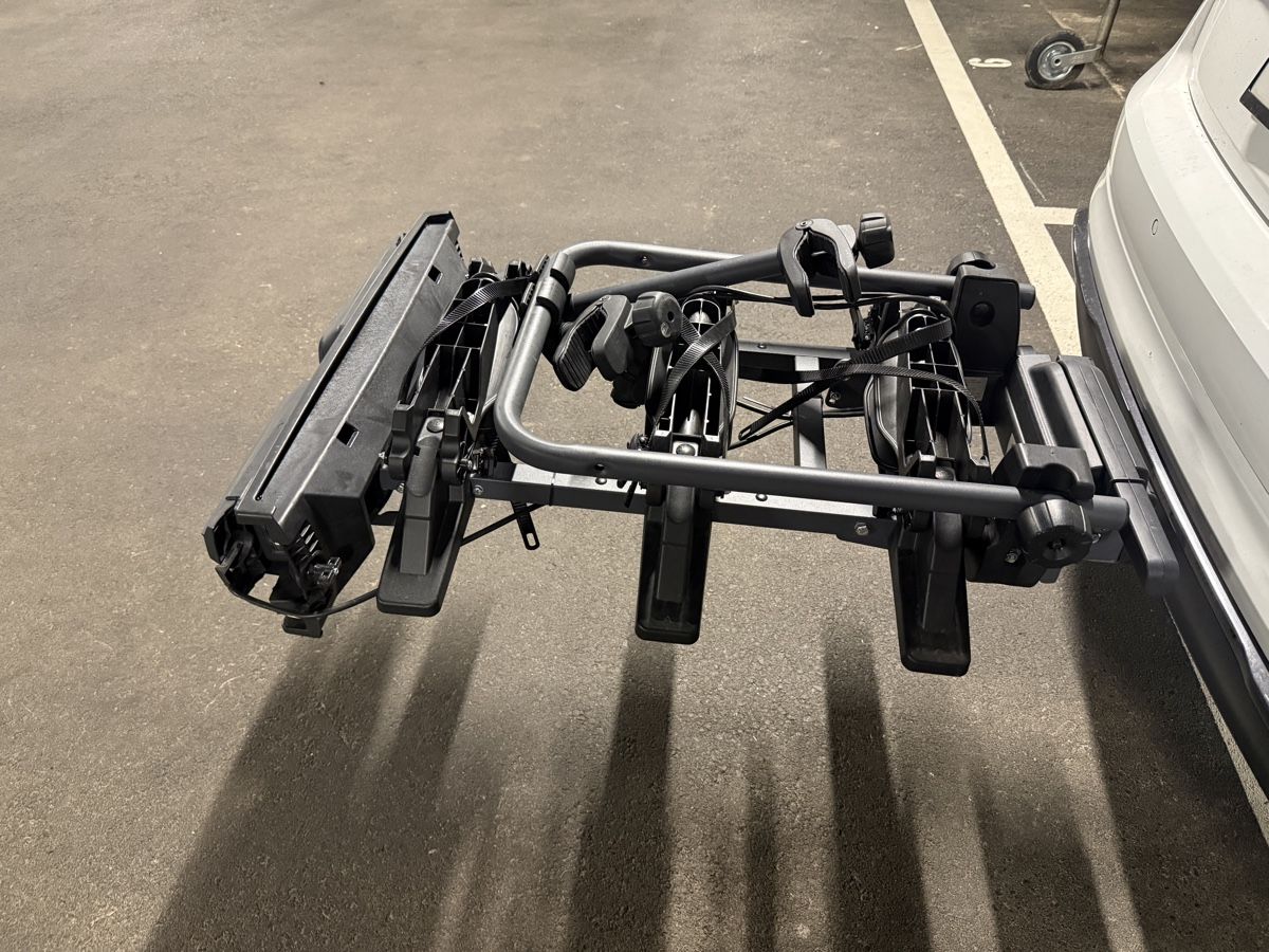 Fischer Ganci per rimorchio: Porta 3 biciclette Fischer  – Usato da Vacallo venduto da die_cyv7 3