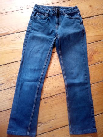 Jeans dunkelblau Gr. 36 (auch als Gr.164)
