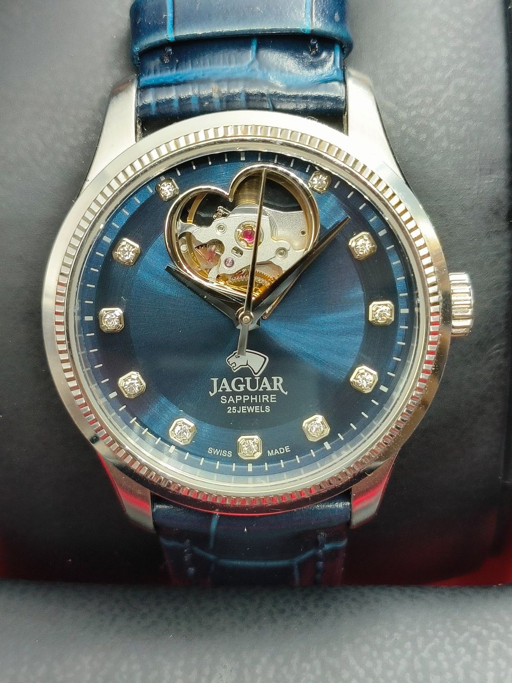 Montres: Jaguar – Neuf avec emballage d'origine à La Chaux-de-Fonds par curtitswisswatches