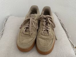 Nike Air Force 1 aus Wildleder "Mushroom "