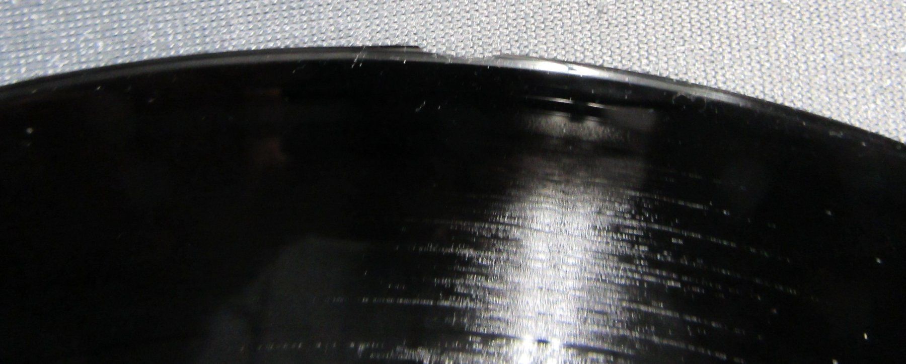 Vinyles: Microphonik - hert aber herzlech - LP ab CHF 1.00 – D'occasion à Auenstein par Padabimbim 5