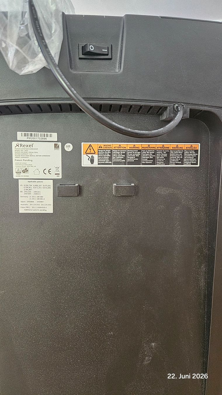 Rexel Destructeurs de documents: Rexel 300x Shredder – D'occasion à Bonstetten par supersasha 2