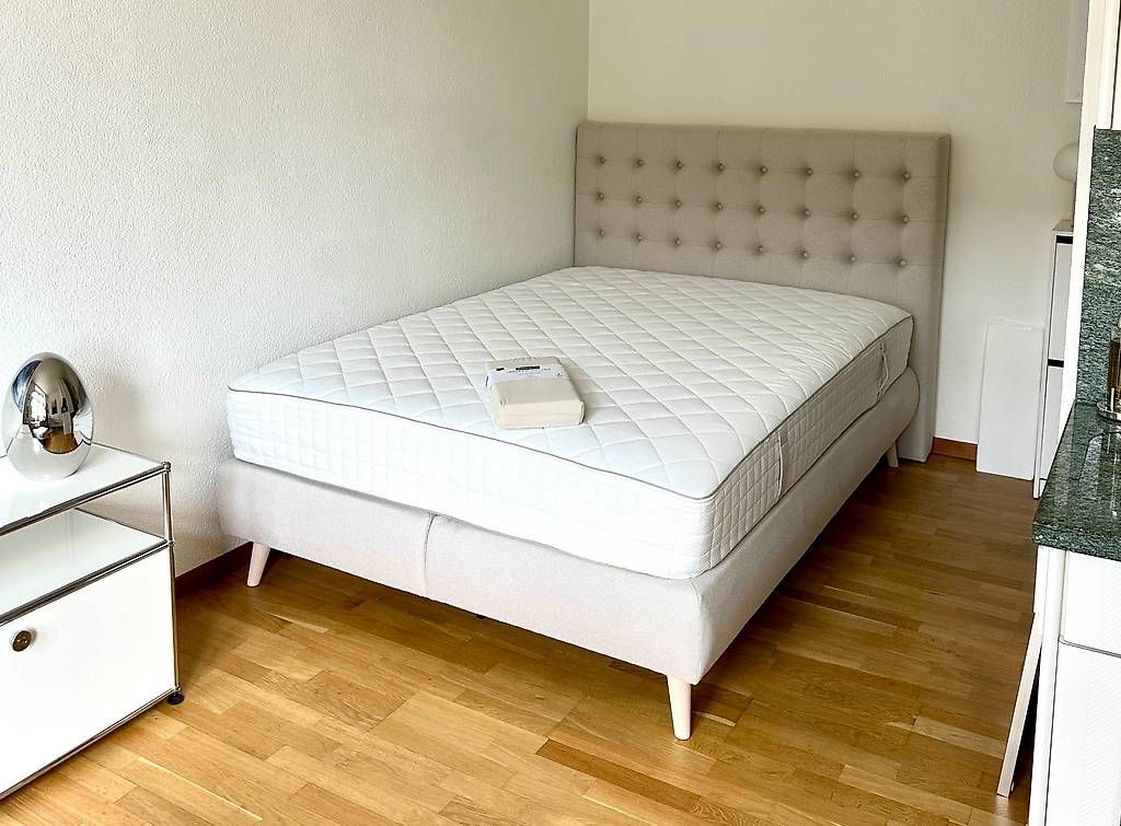 Betten: Pfister Boxspringbett 140x200cm – Neu (gemäss Beschreibung) aus Zürich von Alexandra_10K10