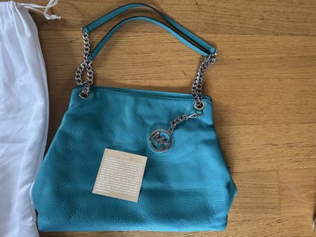 Michael Kors Turquoise Jet set handbag
