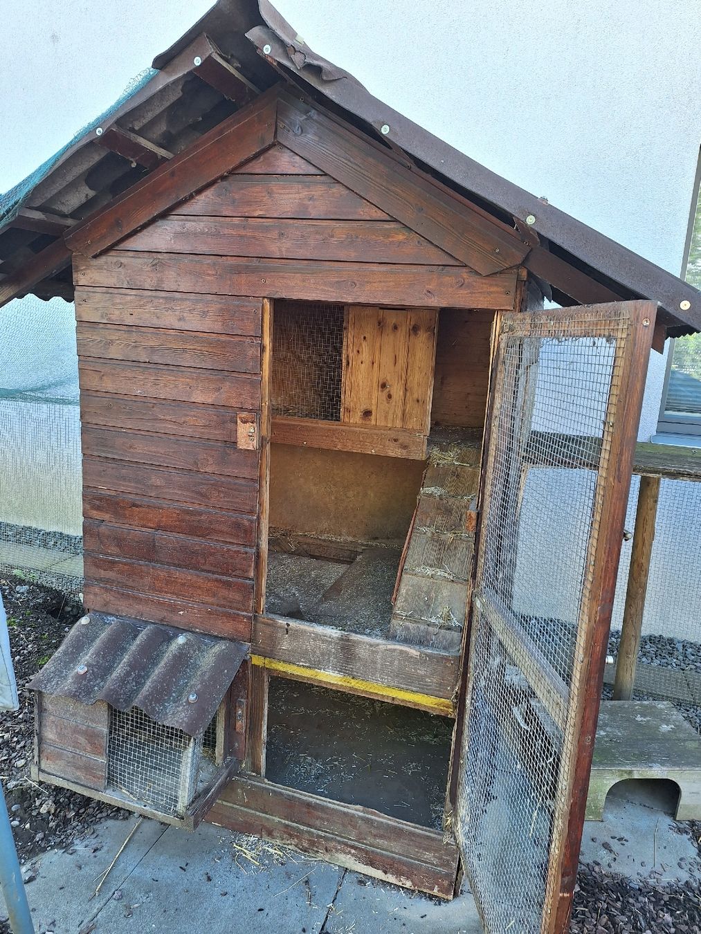 Gabbie, trasporto & Sicurezza: Hasenstall / Kaninchenstall – Usato da Oberbüren venduto da mihuser