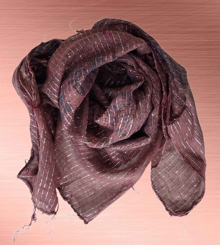 Foulard & Sciarpe: Schönes Tuch mit Glitzerfäden NEU – Nuovo e nell'imballaggio originale da Aarburg venduto da Glitzerschein 2