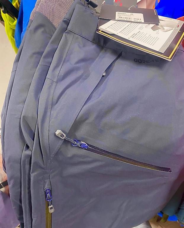 Mammut Pantaloni: Mammut Pischa Hardshell Skihose gr 32 – Nuovo (secondo la descrizione) da Zürich venduto da Altruisti 4