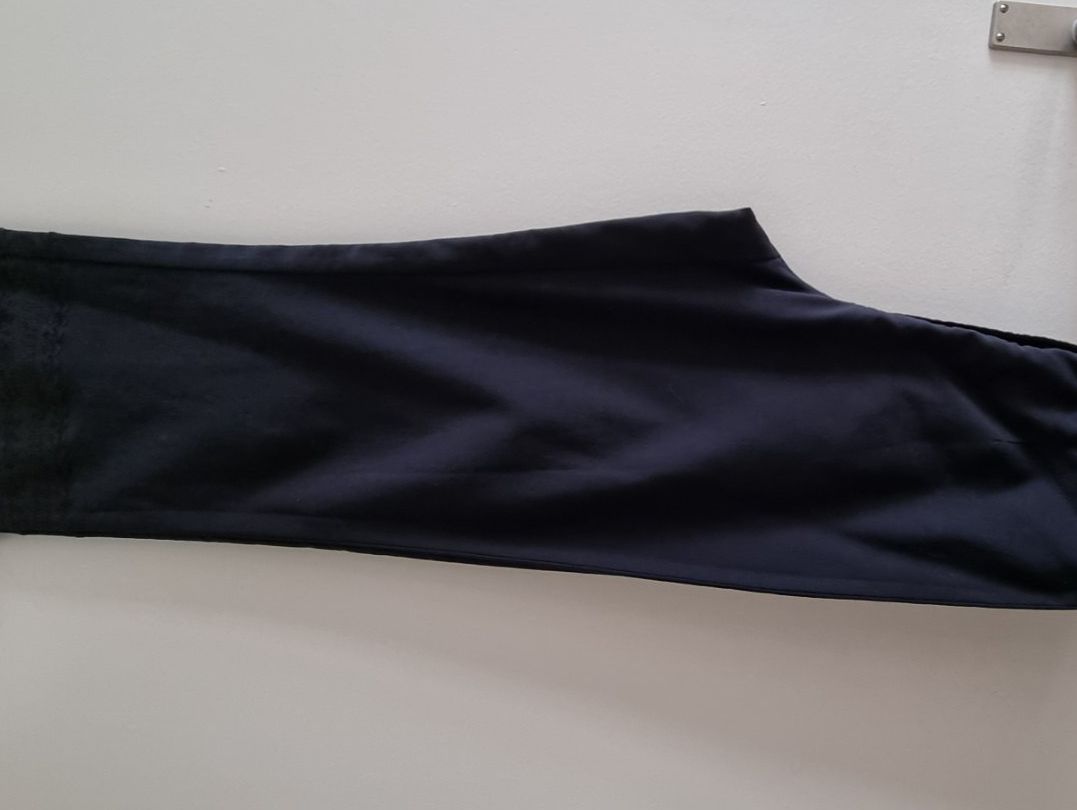 Pantaloni: Hose, schwarz Gr. 38 – Usato da geroldswil venduto da Gumball1 4