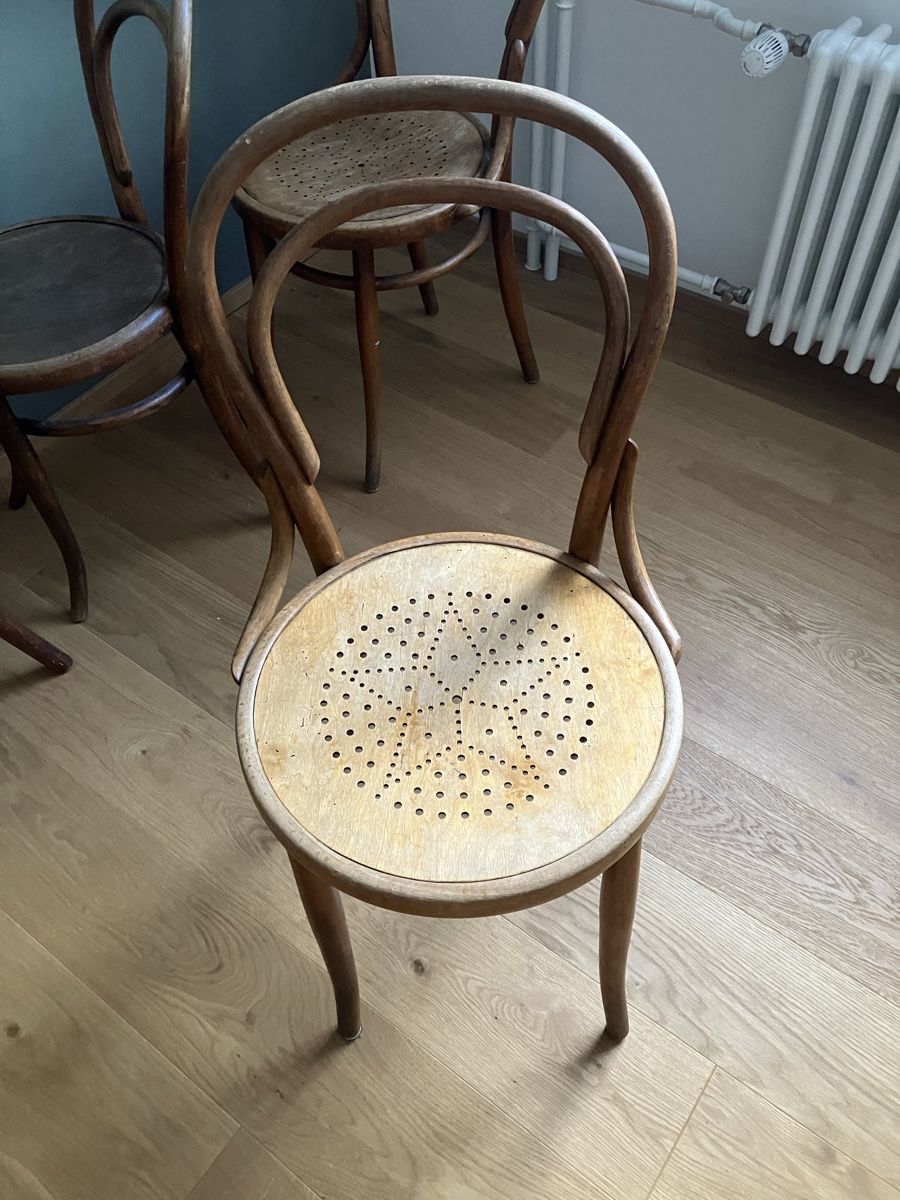 Thonet Sedie: 4 Stühle Thonet  – Usato da Zürich venduto da prosarosa68 1