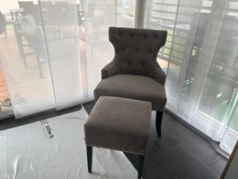 Sessel mit Hocker grau