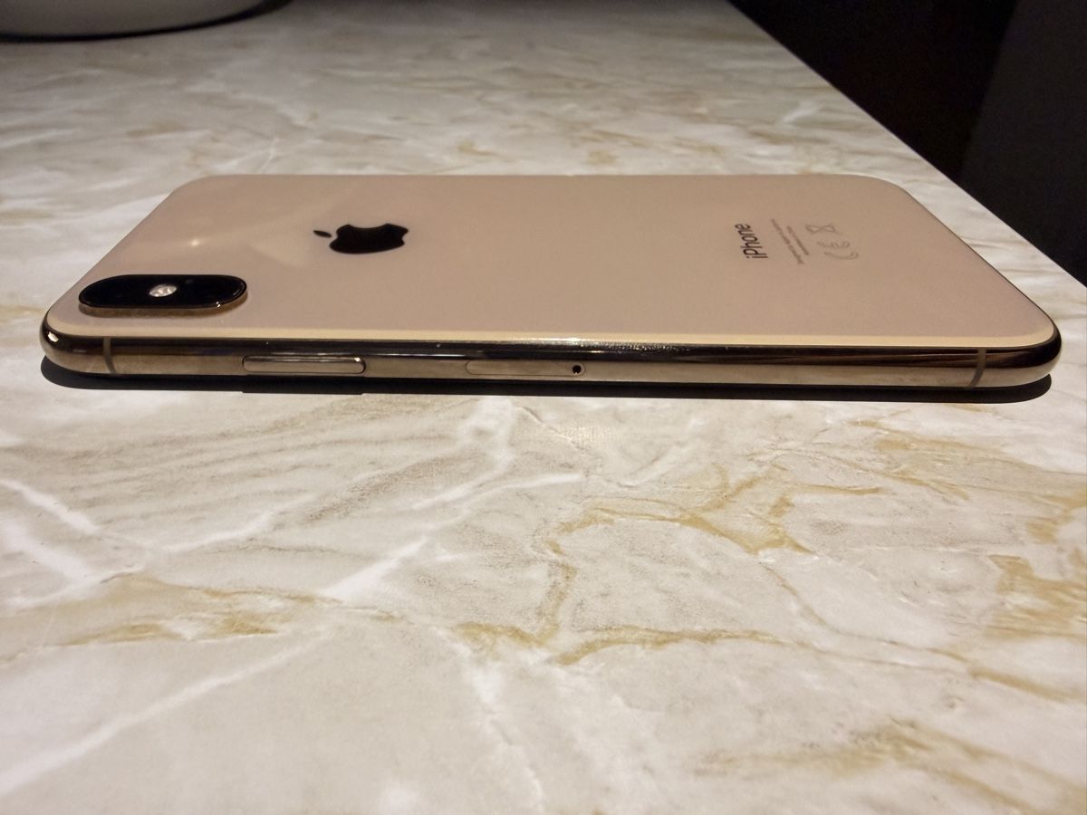Apple Telefoni cellulari / Smartphones: iPhone XS Or, 64Go – Usato da Grenchen venduto da 24.07LD 2