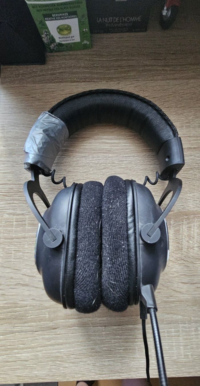 Logitech Casques audio: Casque Logitech fonctionne – D'occasion à Ferpicloz par Olivier_Jut