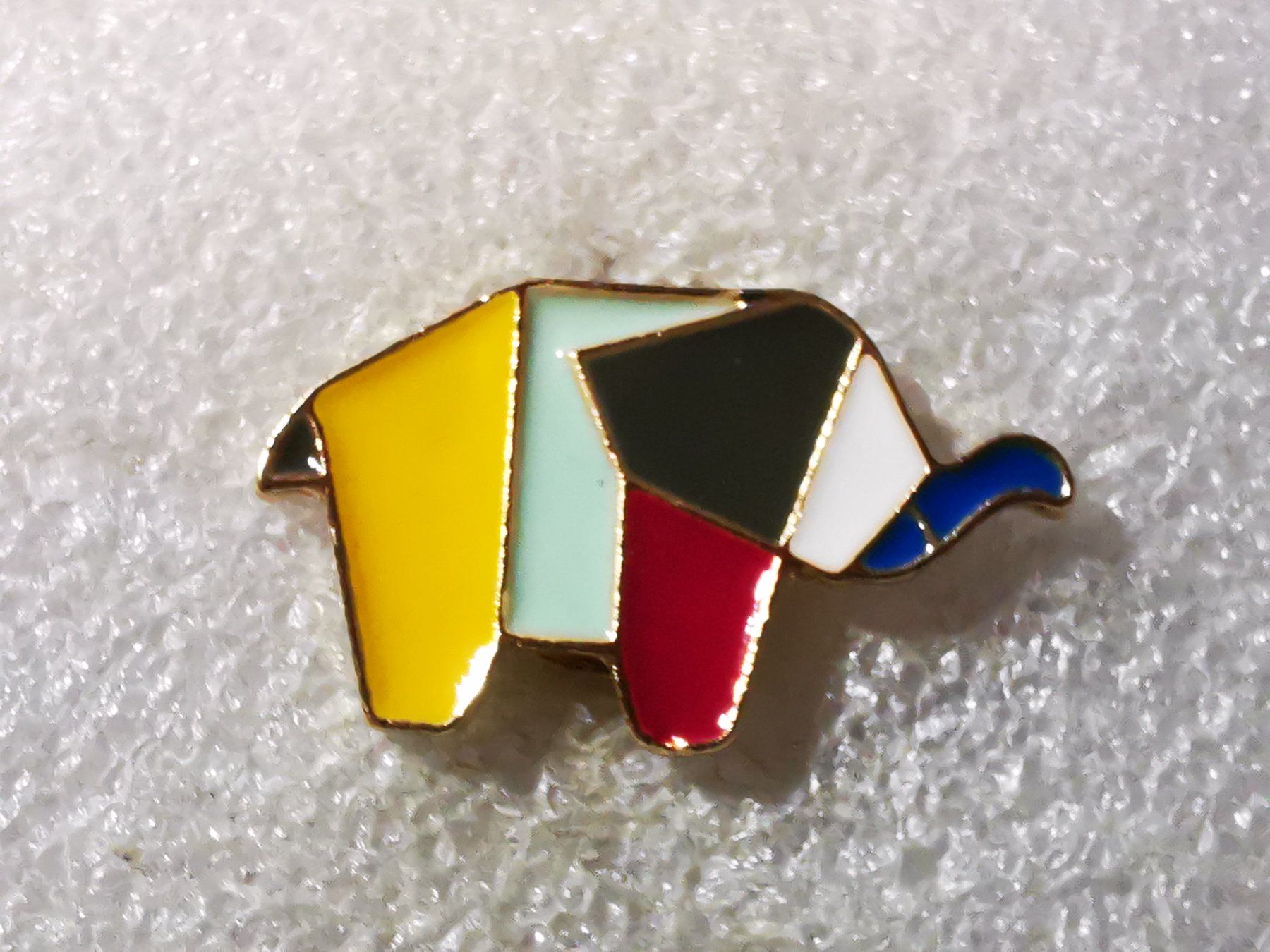 Placchette & Badge: Ansteckpin 101: Elefant – Usato da Oppligen venduto da Pin-Fall-Shop