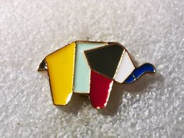 Ansteckpin 101: Elefant