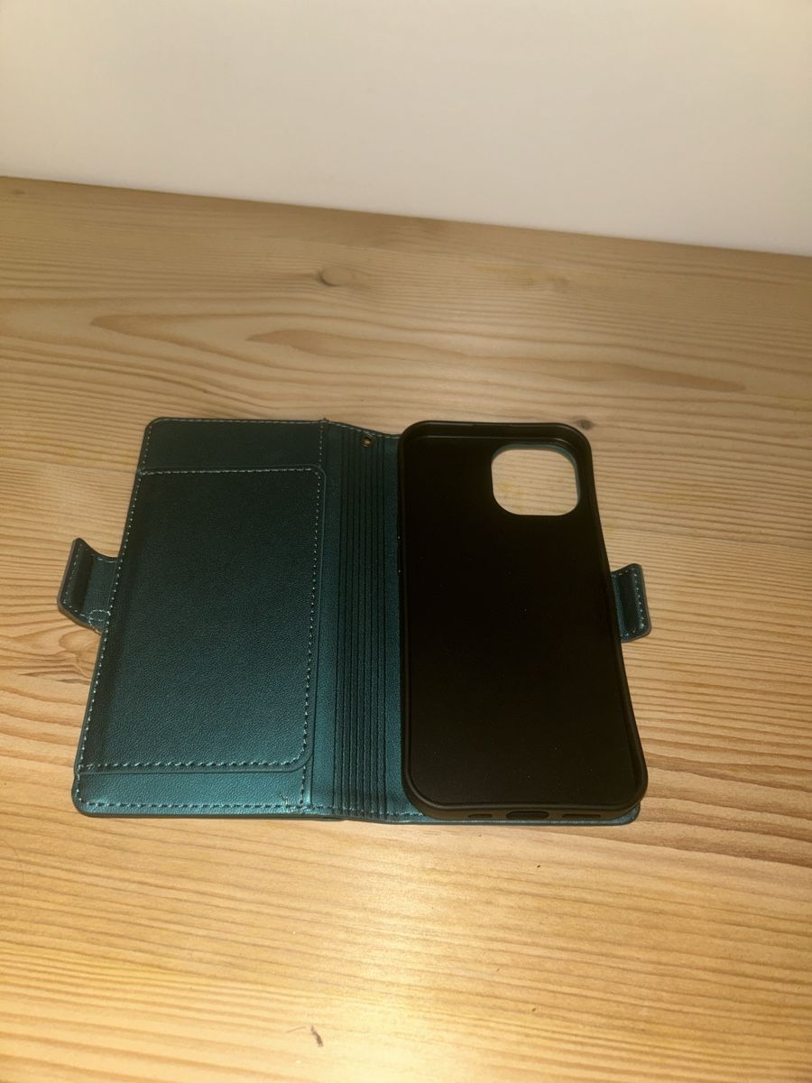 Cover & Protezioni schermo: iPhone 15 Hülle petrolgrün mit viel Fächern – Nuovo (secondo la descrizione) da Pfaffhausen venduto da Lucky_Nut 3