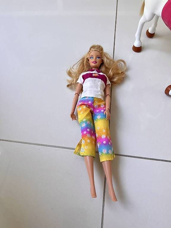 Bambole: Barbie cavalière et son cheval – Usato da Epalinges venduto da Kallem 1