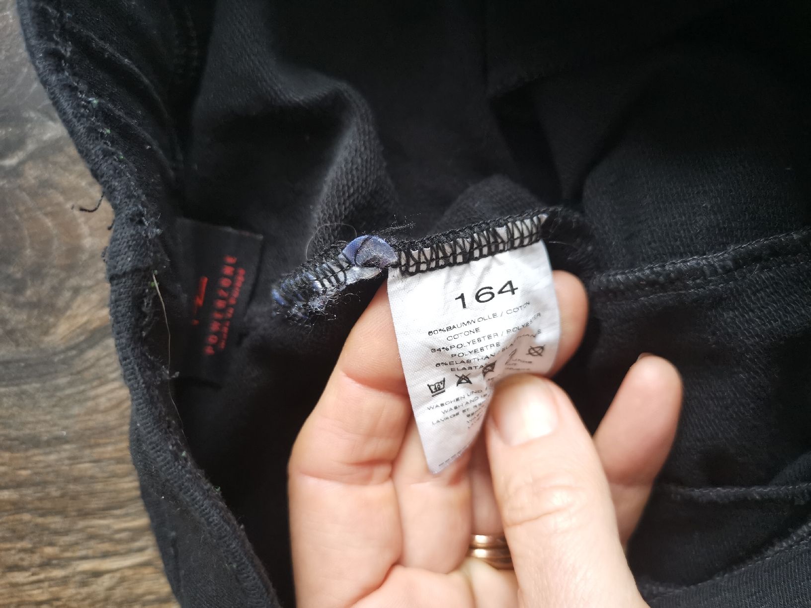 Lotti & Set di vestiti: Sport Bekleidung gr. 140/152 – Usato da schaffhausen venduto da kucukaga 6