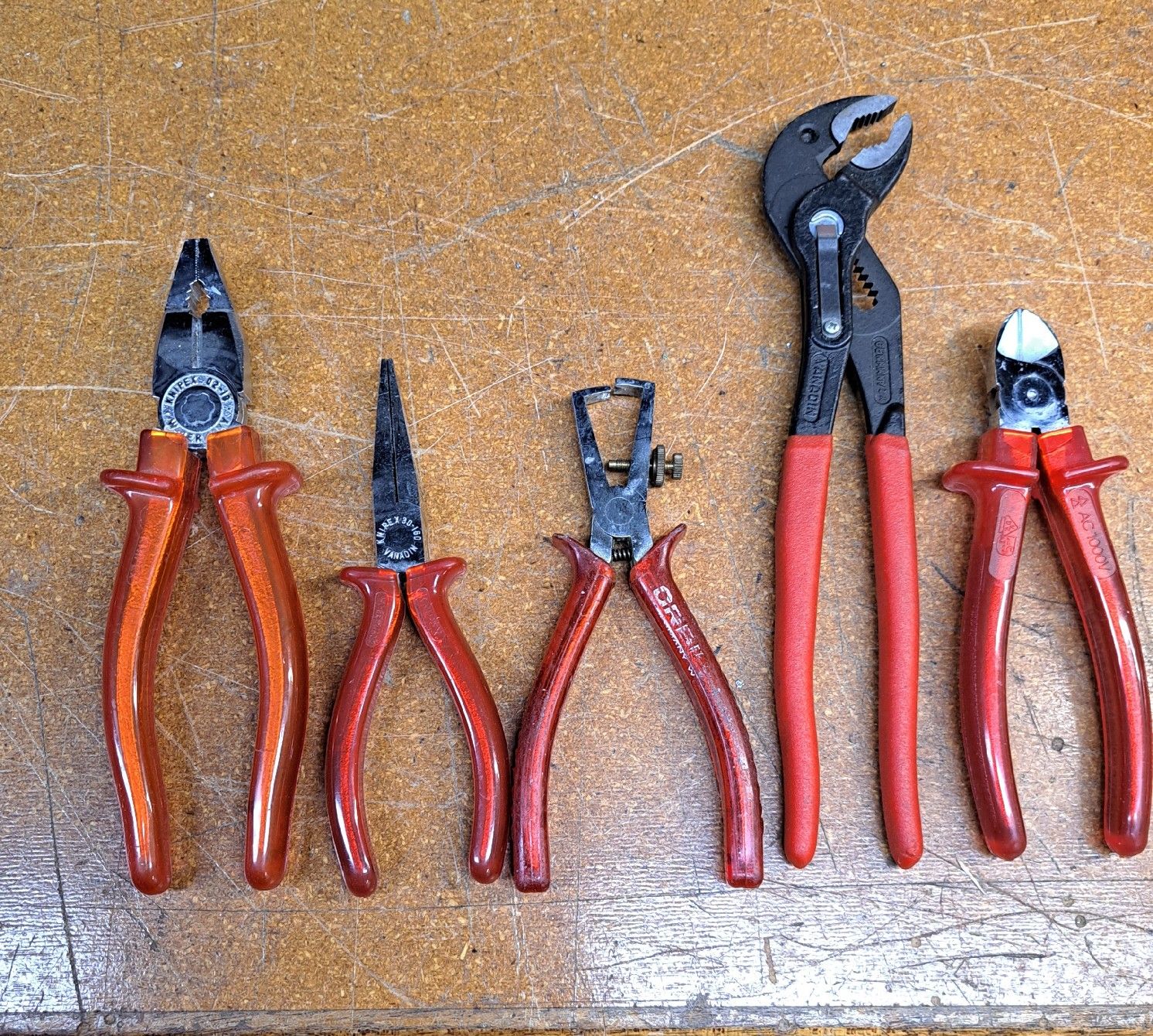 PB Swiss Tools Tutti gli attrezzi: Werkzeugset PB / Knipex...diverse – Usato da Düdingen venduto da Ce68 2