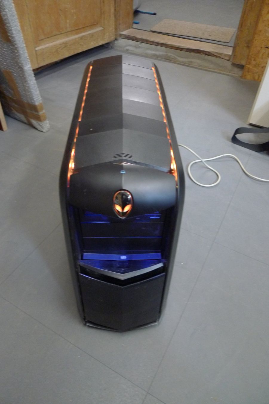 PC: Alienware  PC- Model D01M - Top Zustand! – Usato da Zürich venduto da mtf_jpl7