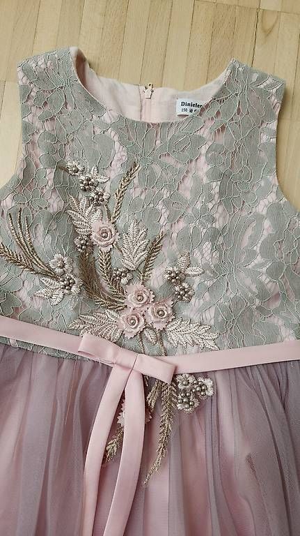 Vestiti & Gonne: Festkleid Grösse 150 – Usato da Urdorf venduto da Silvie5 1