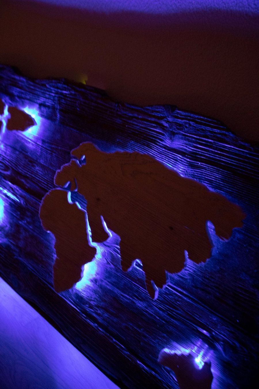 Lampade: Rustikale LED Weltkarte RGB – Nuovo e nell'imballaggio originale da Zürich venduto da Miki_Schreiner 3