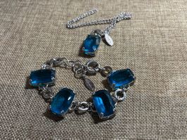 Armkette und Anhänger mit Kette, mit blauen Steinen