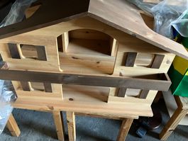 Puppenhaus Handgefertigt neuwertig mit viel Zubehör 