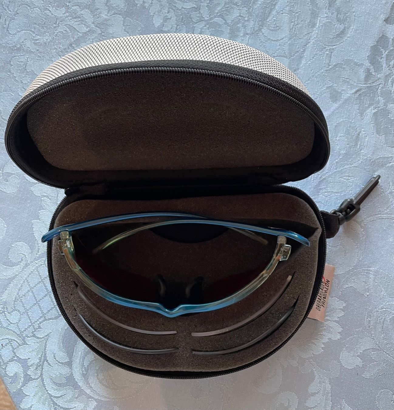 Occhiali & Lenti: Sportbrille mit Wechselgläser, neuwertig – Usato da Hettiswil venduto da wer_9kcr