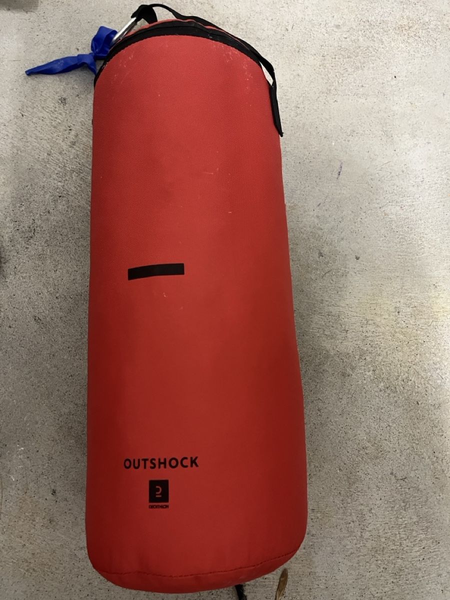 Sacchi da boxe: Boxsack Outshock rot – Usato da Unterengstringen venduto da fabooo