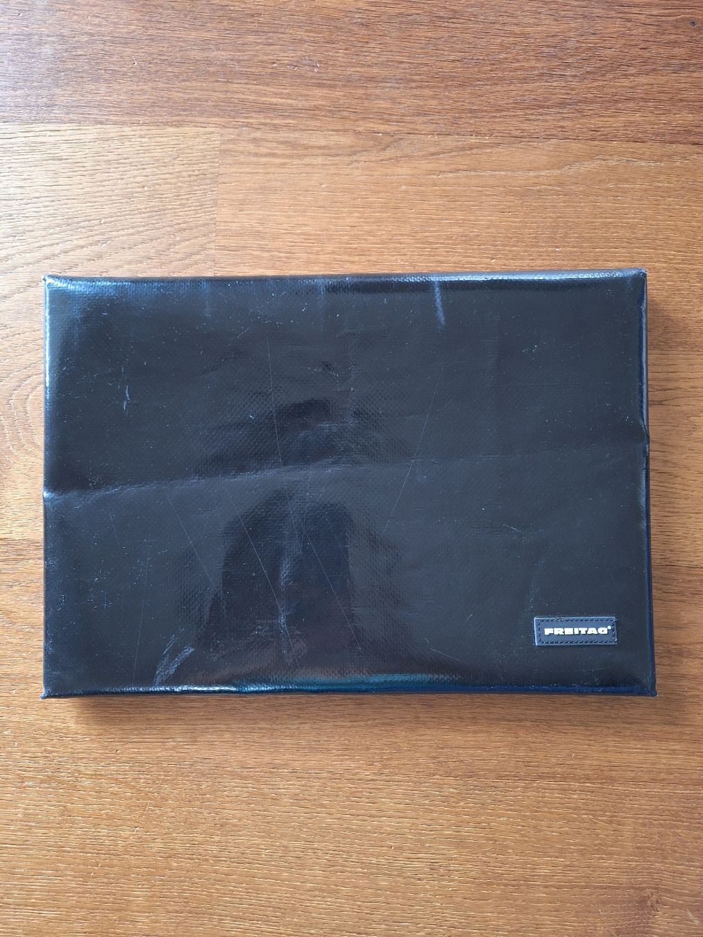 Freitag Borse: Freitag Laptophülle in schwarz Neu – Nuovo (secondo la descrizione) da Selzach venduto da Stony17