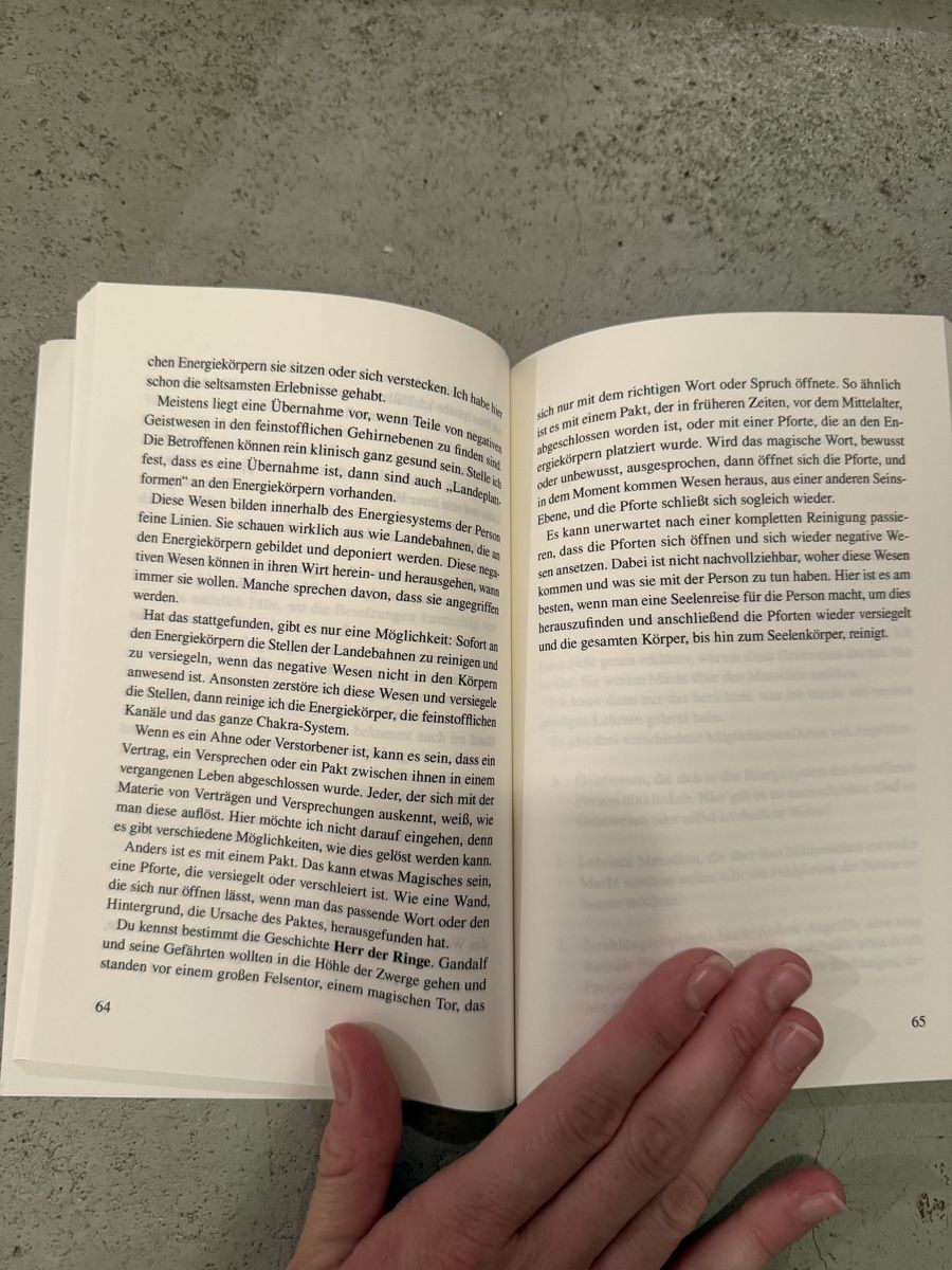 Libri: Buch Zwischenwelten – Nuovo e nell'imballaggio originale da Mörschwil venduto da Seegurke18 2