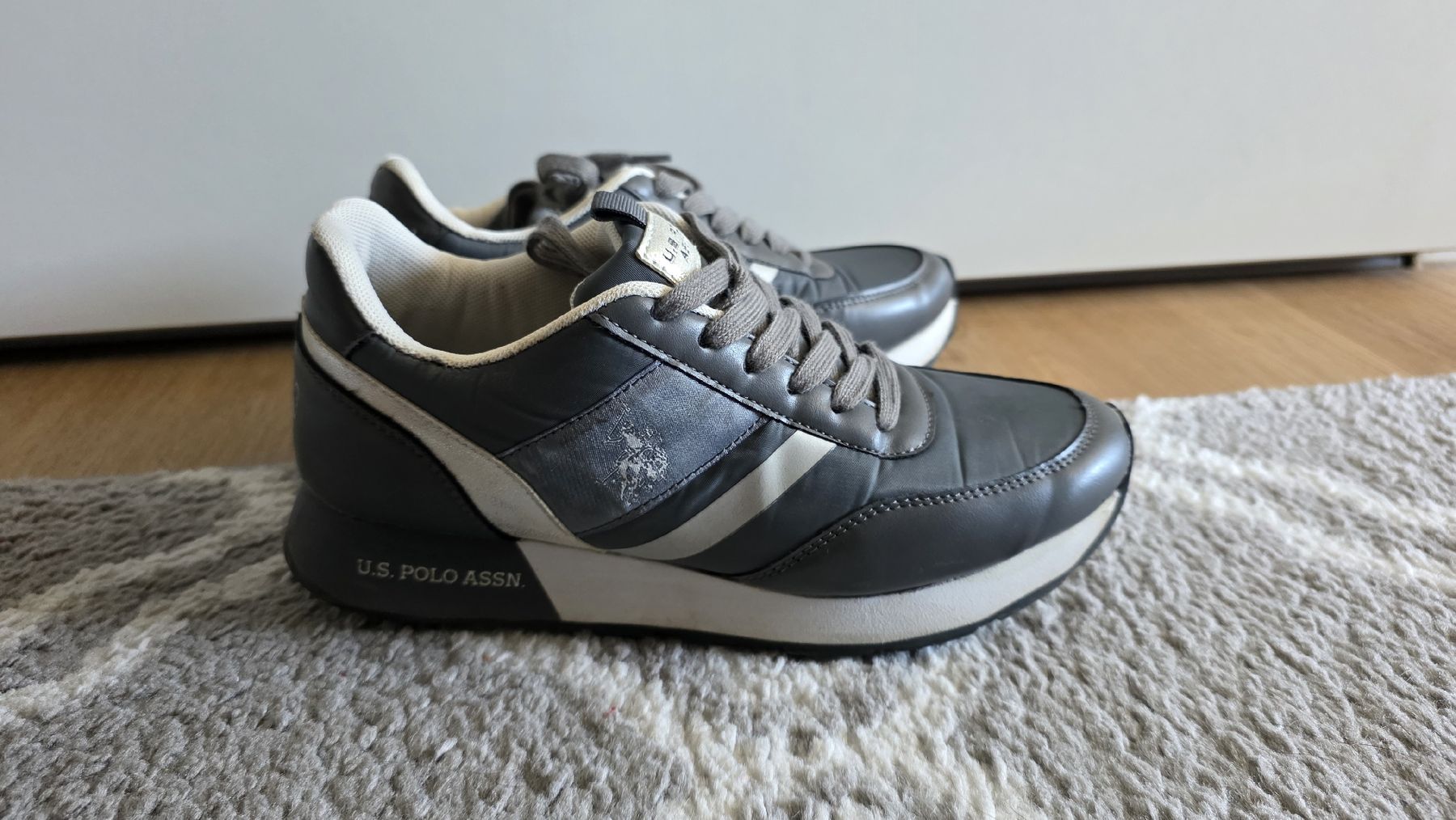 US Polo Damenschuhe: U.S. Polo Damen-Sneaker – Gebraucht aus Bürglen TG von ici_5dcg 1